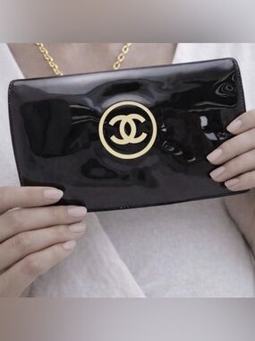 Chanel Black Patent CC Logo Flap Wallet